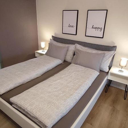 Kleine Auszeit - 2-Zimmer Ferienwohnung Spiez Dış mekan fotoğraf