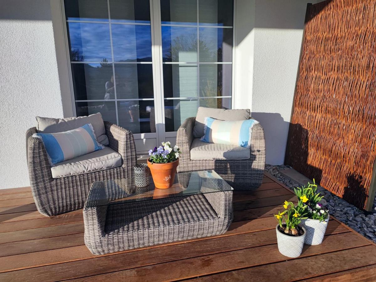 Kleine Auszeit - 2-Zimmer Ferienwohnung Spiez Dış mekan fotoğraf