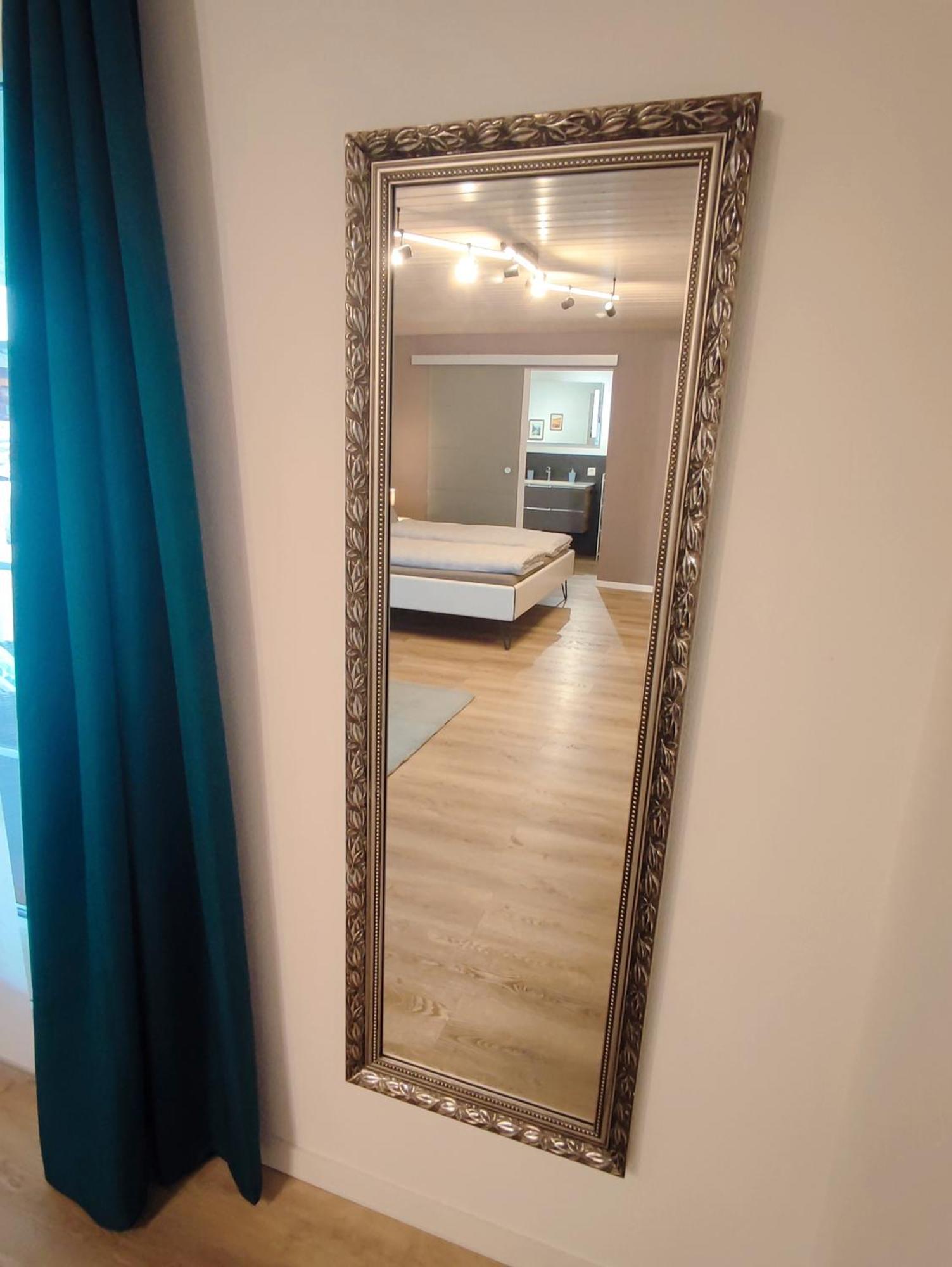 Kleine Auszeit - 2-Zimmer Ferienwohnung Spiez Dış mekan fotoğraf